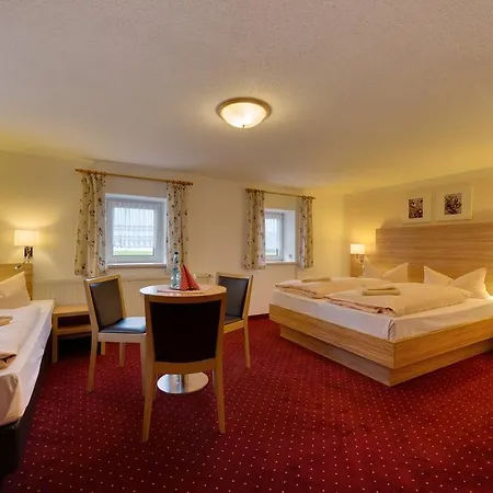 Dachsbaude & Kammbaude 3*