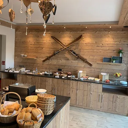 Dachsbaude & Kammbaude מלון זיפן