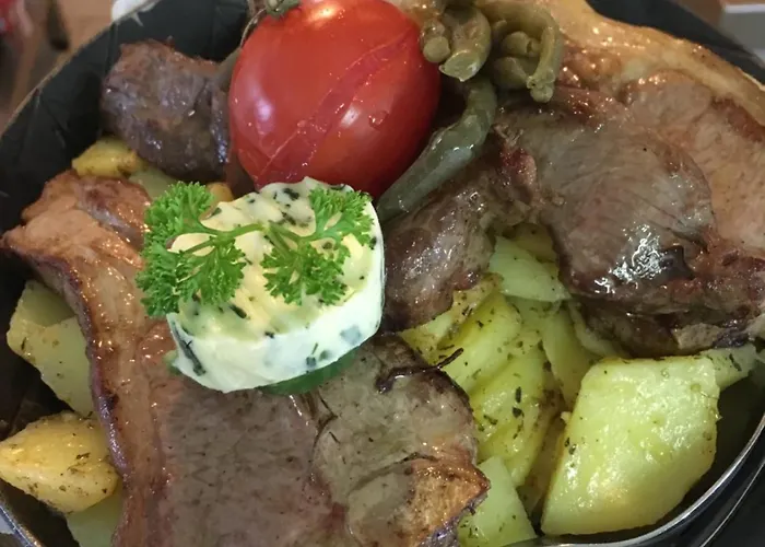 Dachsbaude & Kammbaude فندق