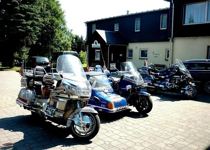 Dachsbaude & Kammbaude 3*